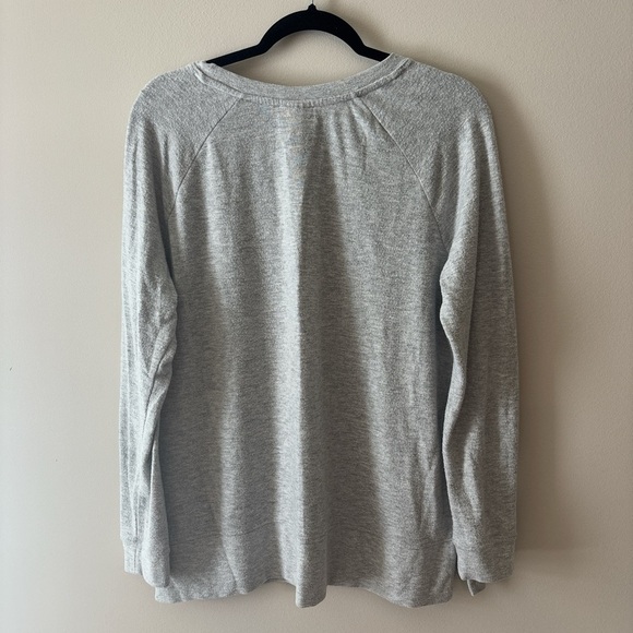 Women’s‎ Maternity “Worth the Wait” Lightweight Crewneck Pullover Gray Sweater - Picture 2 of 3